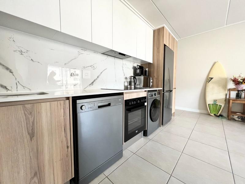 To Let 1 Bedroom Property for Rent in Sandown Western Cape